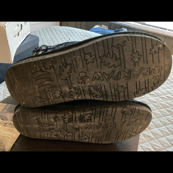 Bearpaw women’s suede leather shearling lined worn once like new in box size 6 - Picture 5 of 5